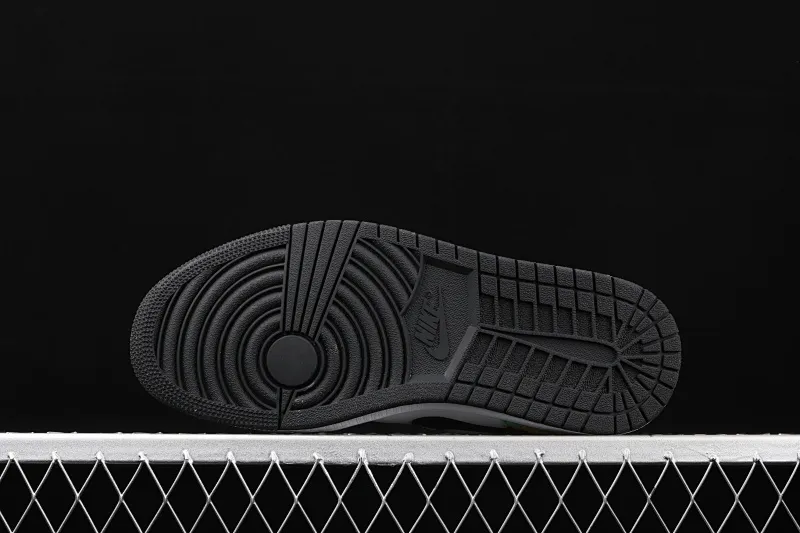 All categories Air Jordan Jordan series basketball shoes Air Jordan 1 Mid Air Jordan 1 Mid AJ1 Joe 1 Zhongbang color stitching CW1140-100